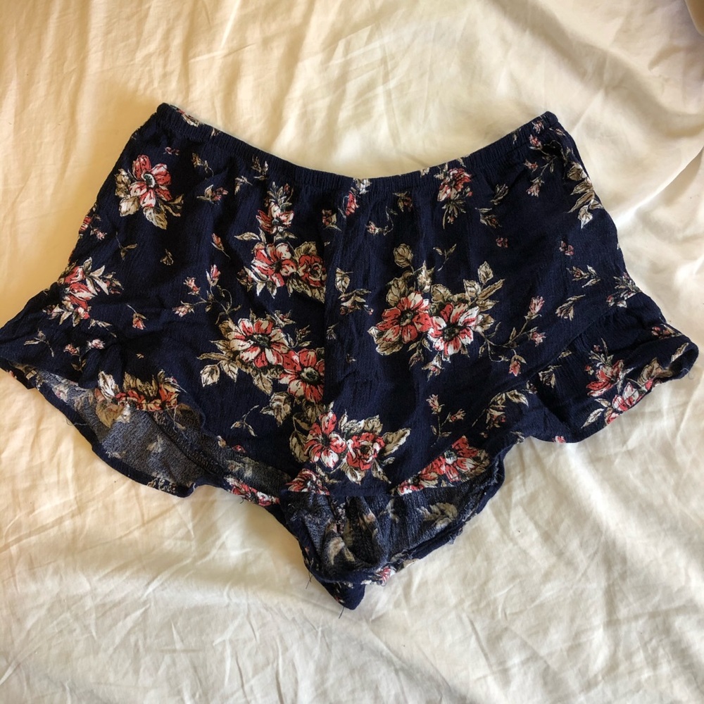 Flowery shorts